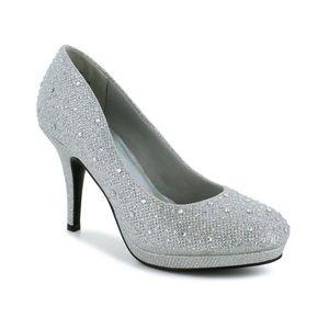 Hot Tomato Fireworks Pump in Silver